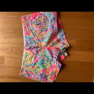 Lilly Pulitzer kerrie shorts 3” inseam
